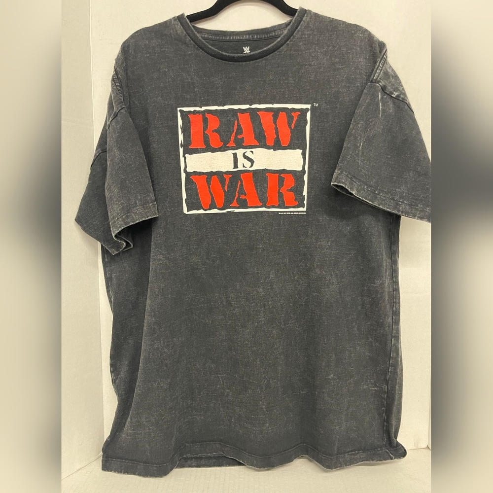 WWE WWF Raw Is War All Is Fair Tshirt Size Large